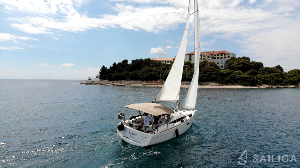 Sun Odyssey 349 - Yacht Charter Sailica