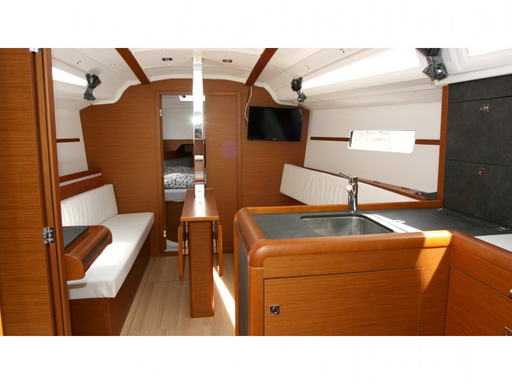 Sun Odyssey 349 - Yacht Charter Sailica