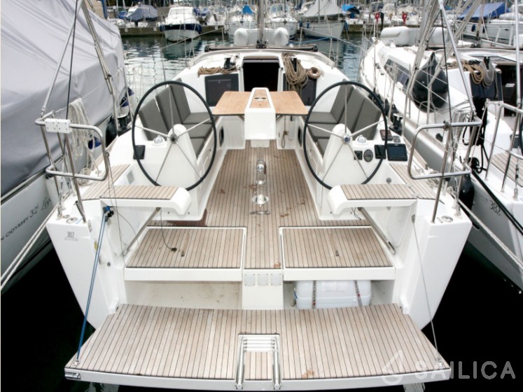 Dufour 382 GL - Yacht Charter Sailica