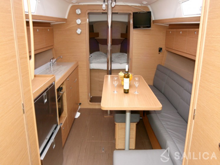 Dufour 382 GL - Yacht Charter Sailica