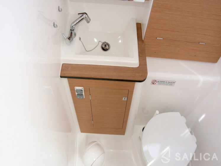 Dufour 382 Grand Large - Yacht Charter Sailica
