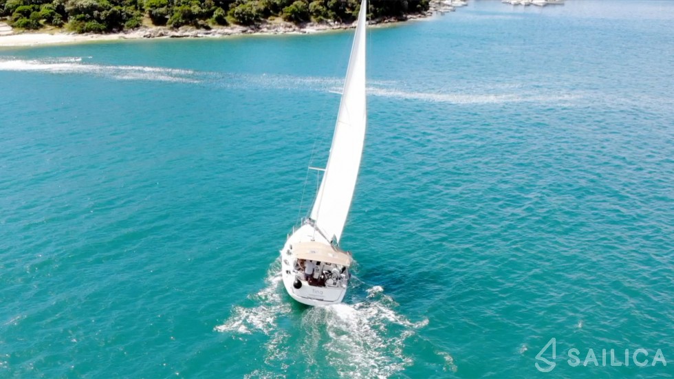 Sun Odyssey 389 - Yacht Charter Sailica