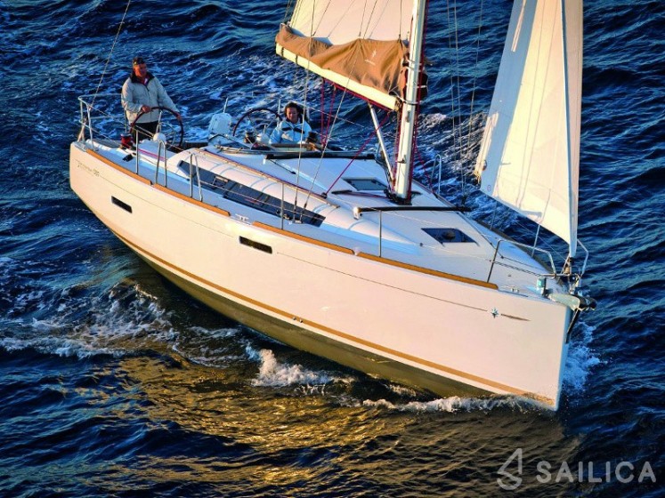 Sun Odyssey 389 - Yacht Charter Sailica