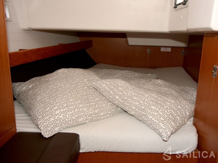 Bavaria 41 Cruiser - Yacht Charter Sailica