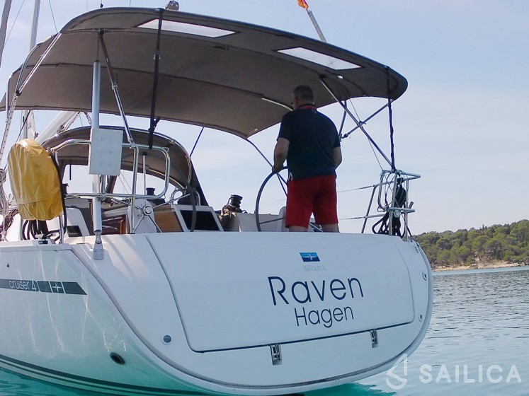 Bavaria 41 Cruiser - Yacht Charter Sailica