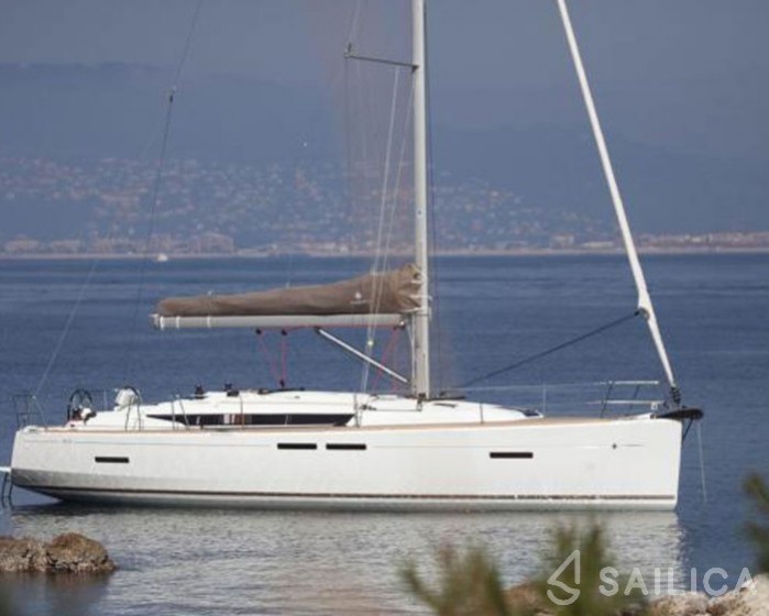 Sun Odyssey 419 - Yacht Charter Sailica
