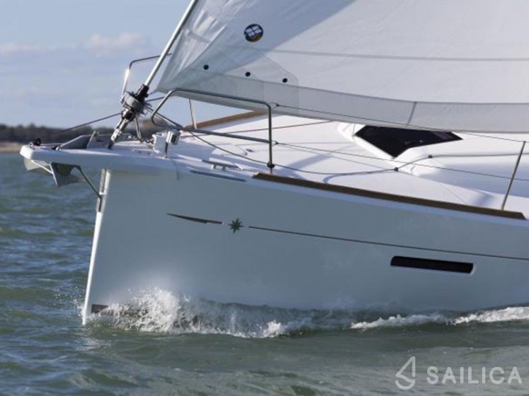 Sun Odyssey 419 - Yacht Charter Sailica
