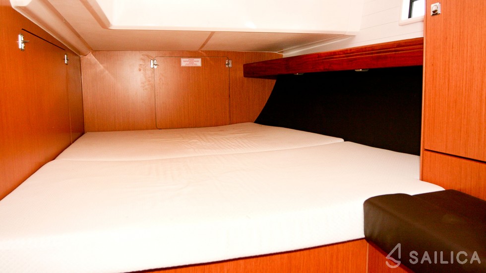 Bavaria 46 Cruiser - Yacht Charter Sailica