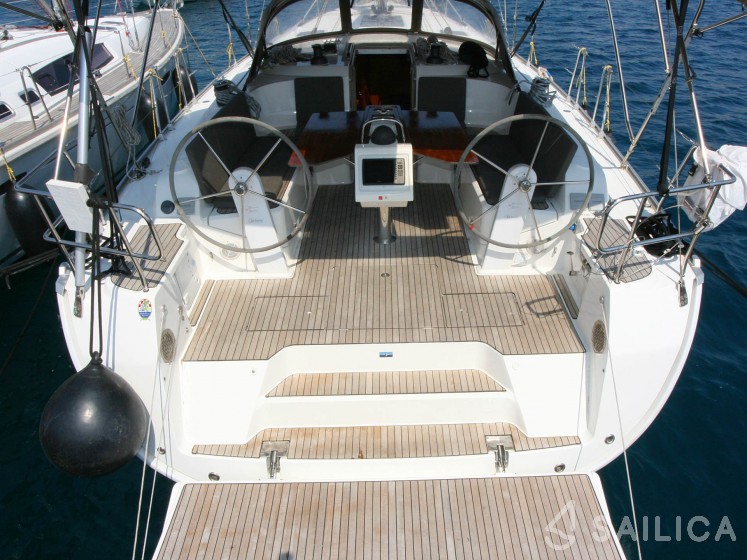 Bavaria 46 Cruiser - Yacht Charter Sailica