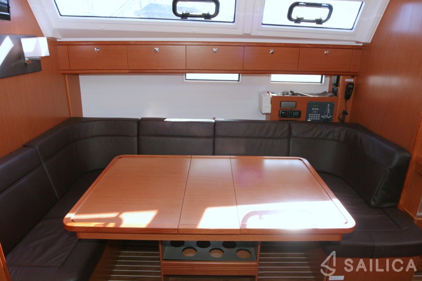 Bavaria 46 Cruiser - Yacht Charter Sailica