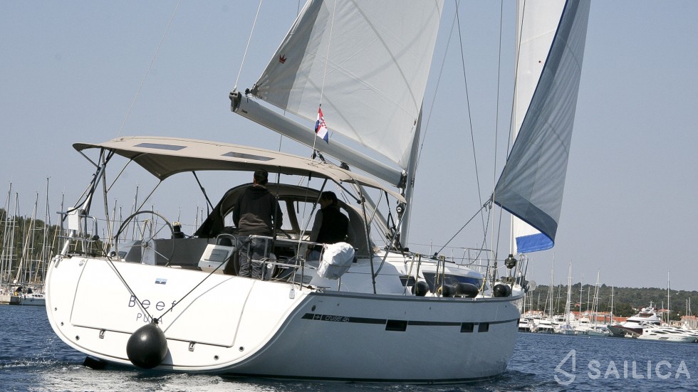 Bavaria 46 Cruiser - Yacht Charter Sailica