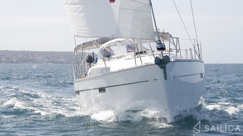 Bavaria 46 Cruiser - Yacht Charter Sailica