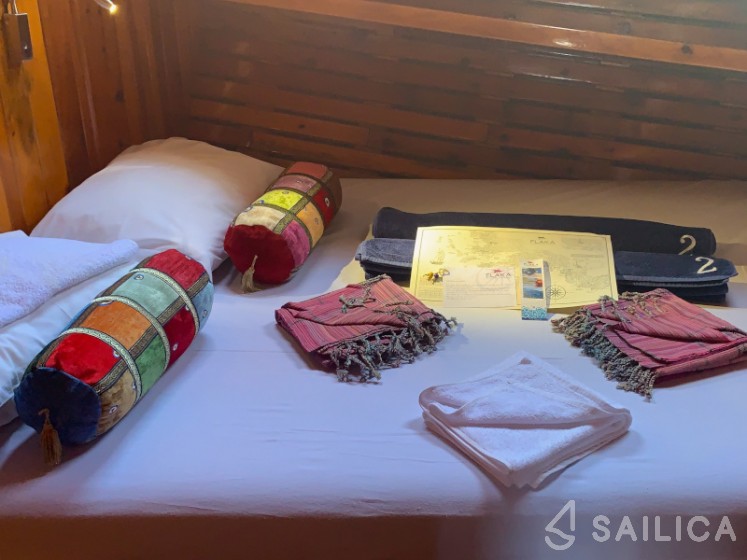 Gulet - Yacht Charter Sailica