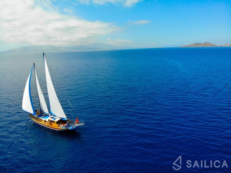 Gulet - Yacht Charter Sailica