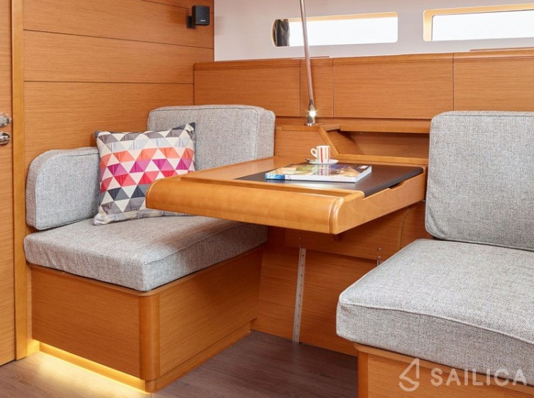 Sun Odyssey 479 - Yacht Charter Sailica