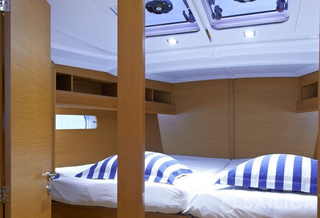 Sun Odyssey 479 - Yacht Charter Sailica