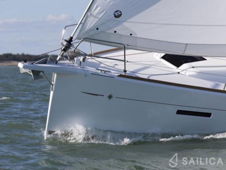 Sun Odyssey 419 - Yacht Charter Sailica