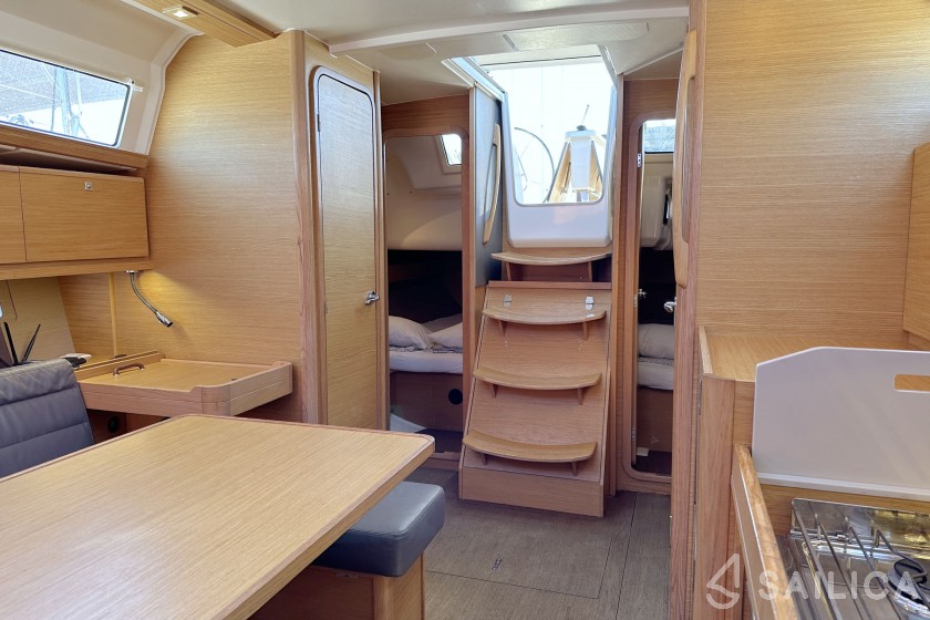 Dufour 382 GL - Yacht Charter Sailica