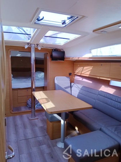 Dufour 382 GL - Yacht Charter Sailica