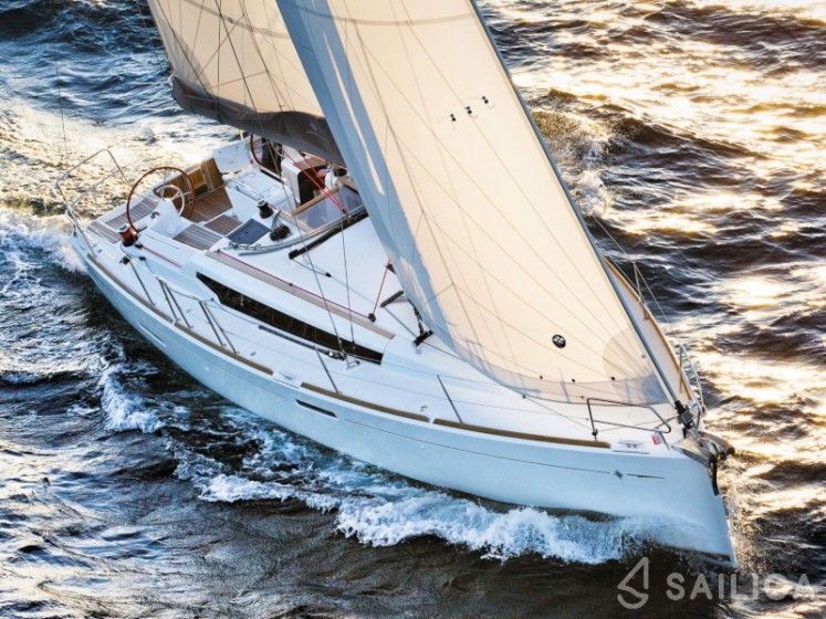 Sun Odyssey 389 - Yacht Charter Sailica