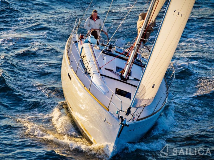 Sun Odyssey 389 - Yacht Charter Sailica