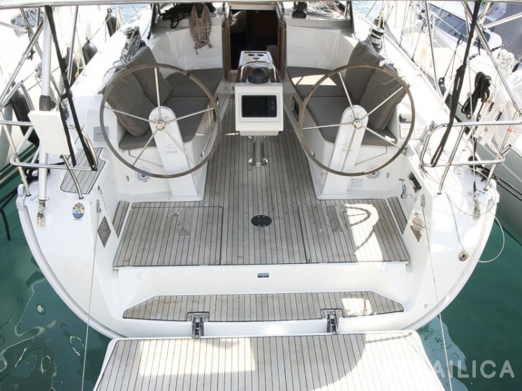 Bavaria 41 Cruiser - Yacht Charter Sailica