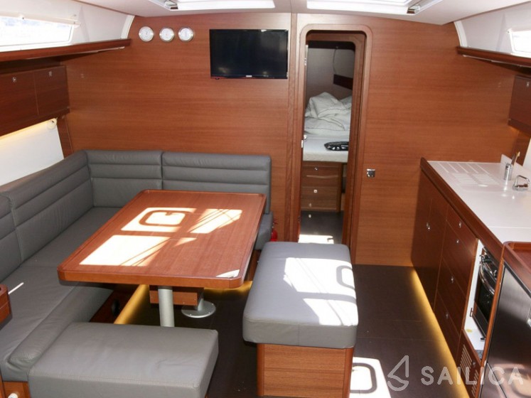 Dufour 460 GL - Yacht Charter Sailica