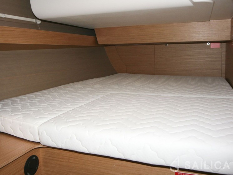 Dufour 460 GL - Yacht Charter Sailica