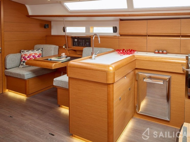 Sun Odyssey 479 - Yacht Charter Sailica
