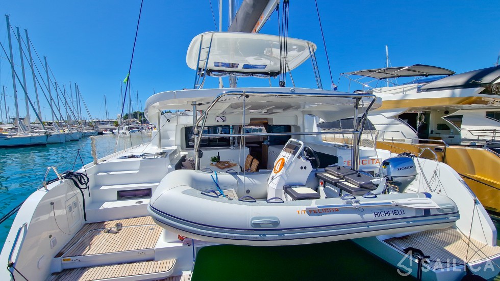 Lagoon 46  - Yacht Charter Sailica