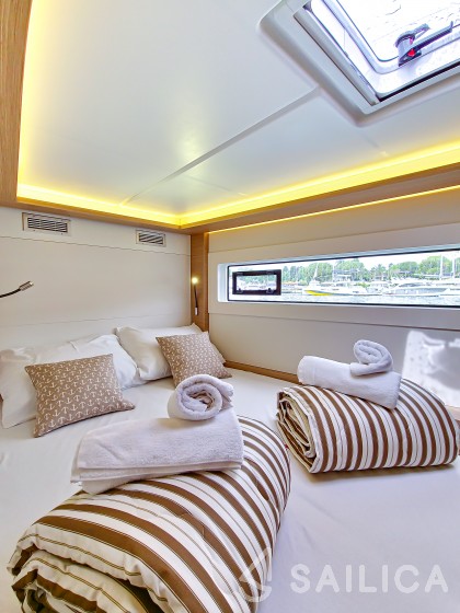Lagoon 46  - Yacht Charter Sailica