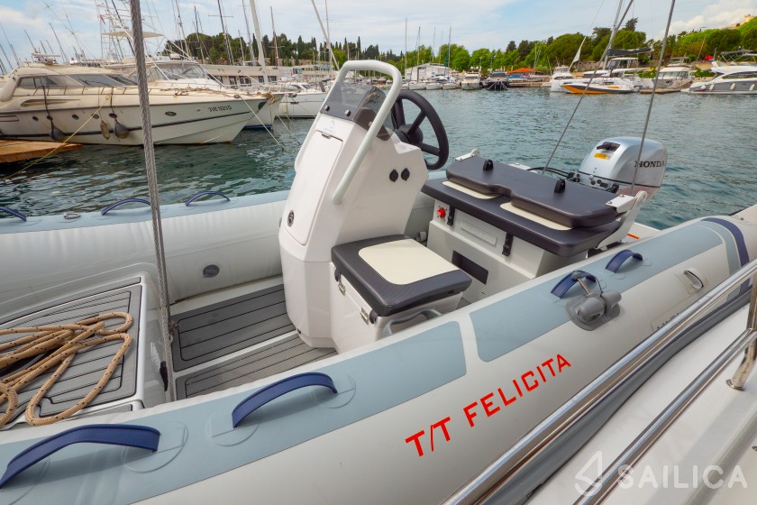 Lagoon 46  - Yacht Charter Sailica