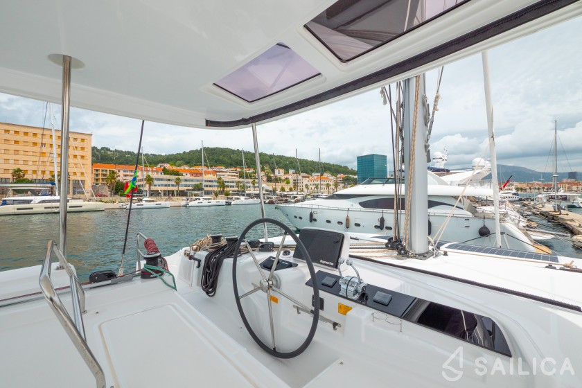 Lagoon 46  - Yacht Charter Sailica