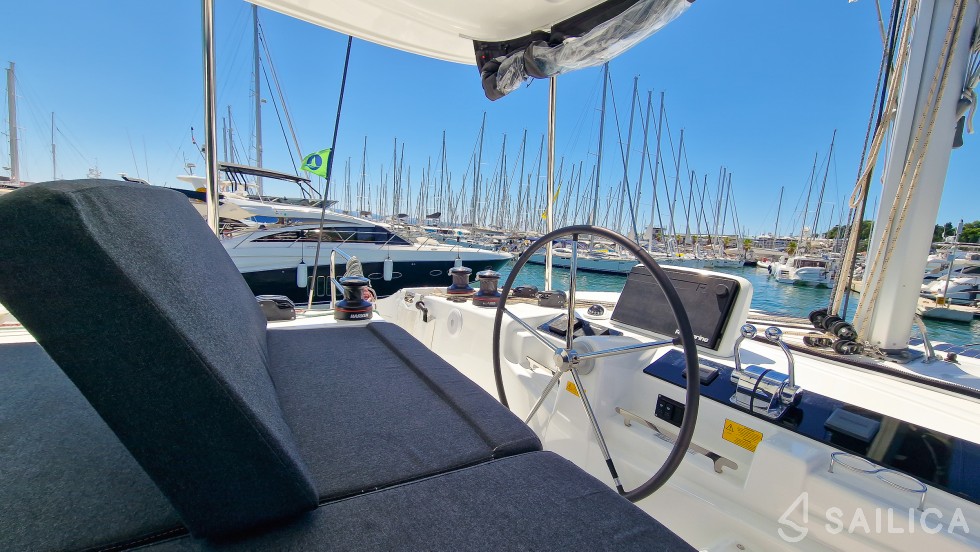 Lagoon 46  - Yacht Charter Sailica