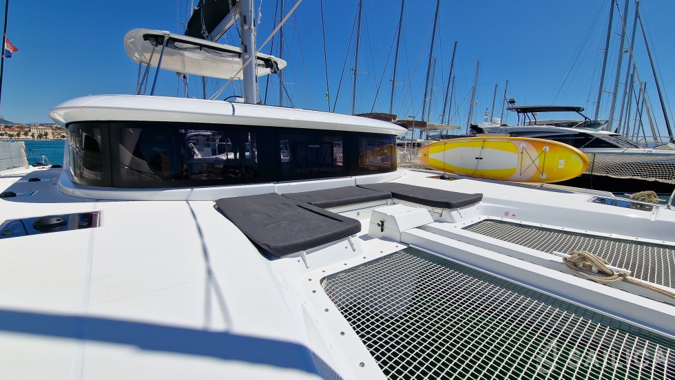 Lagoon 46  - Yacht Charter Sailica