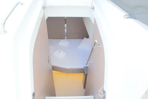 Bali 4.8  - Yacht Charter Sailica