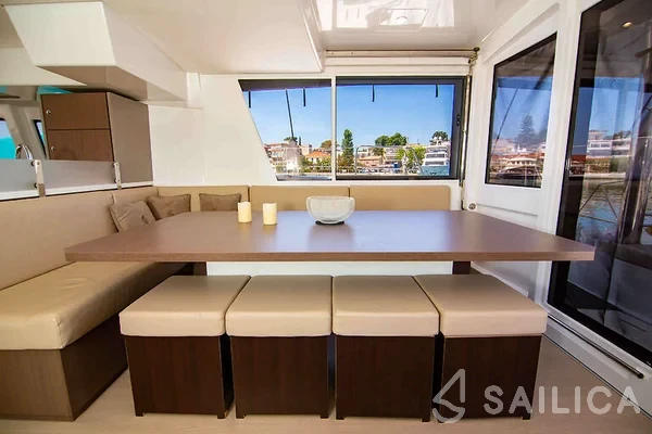 Bali 4.8  - Yacht Charter Sailica