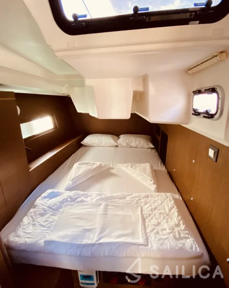 Oceanis 46.1 - Yacht Charter Sailica