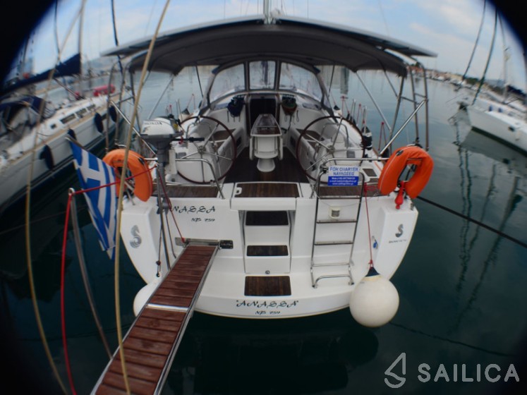 Oceanis 40 - Yacht Charter Sailica