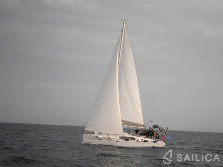 Oceanis 40 - Yacht Charter Sailica