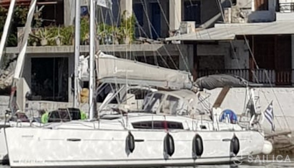 Oceanis 40 - Yacht Charter Sailica