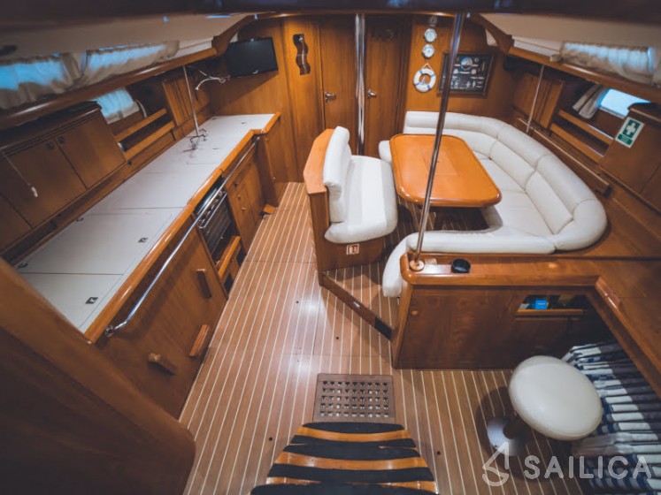 Sun Odyssey 49i - Yacht Charter Sailica