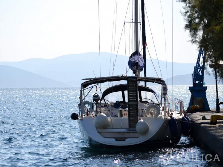 Sun Odyssey 49i - Yacht Charter Sailica