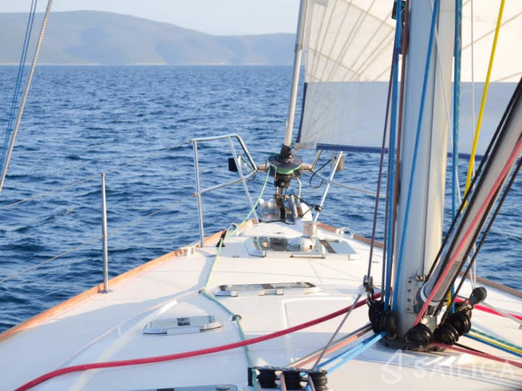 Sun Odyssey 49i - Yacht Charter Sailica