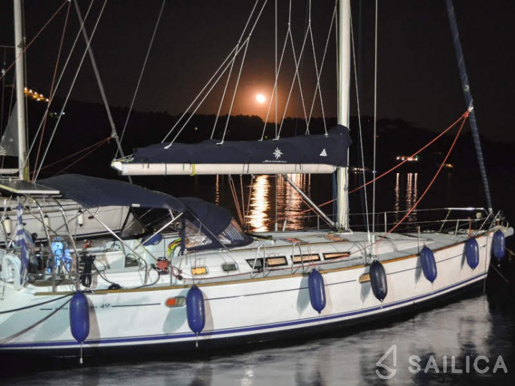 Sun Odyssey 49i - Yacht Charter Sailica