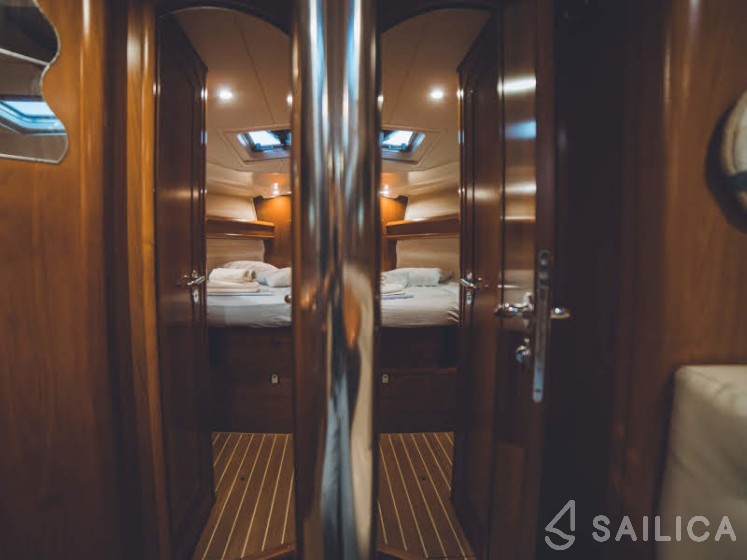 Sun Odyssey 49i - Yacht Charter Sailica