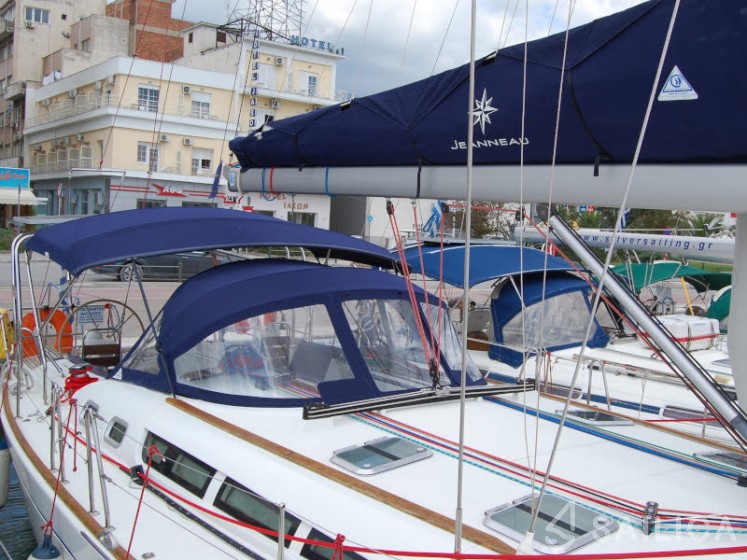 Sun Odyssey 49i - Yacht Charter Sailica