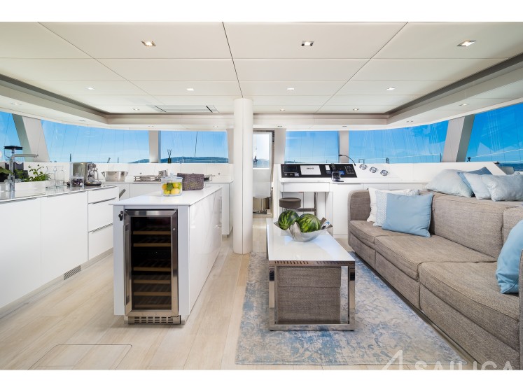 Sunreef 50 - Yacht Charter Sailica
