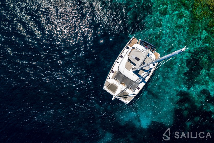 Sunreef 50 - Yacht Charter Sailica