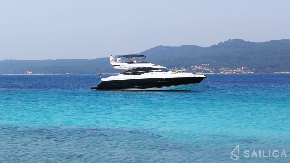 Princess S65 - Yacht Charter Sailica